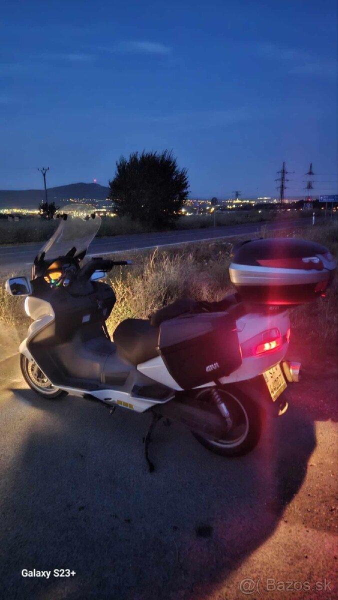 Suzuki burgman 650 executive - 8