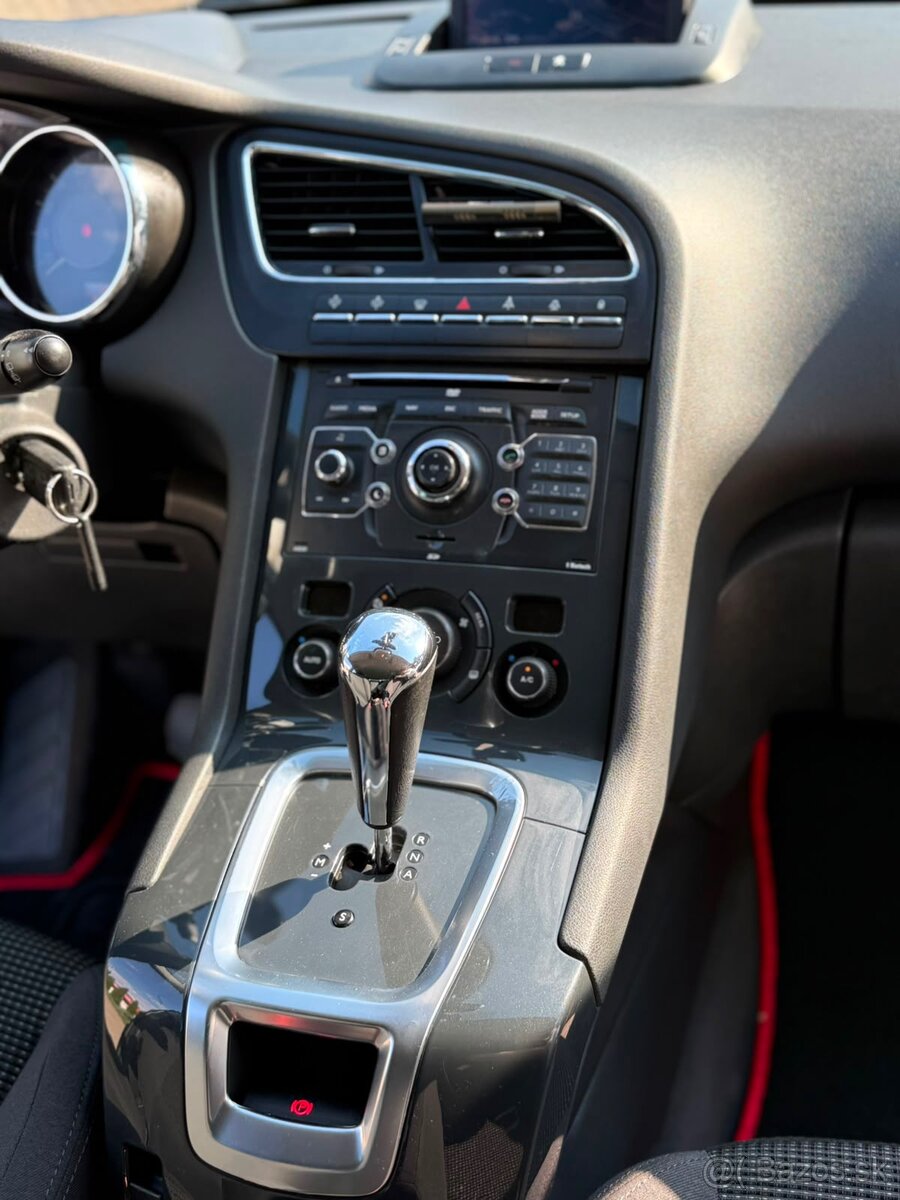 Peugeot 5008 2012 Automat - 8