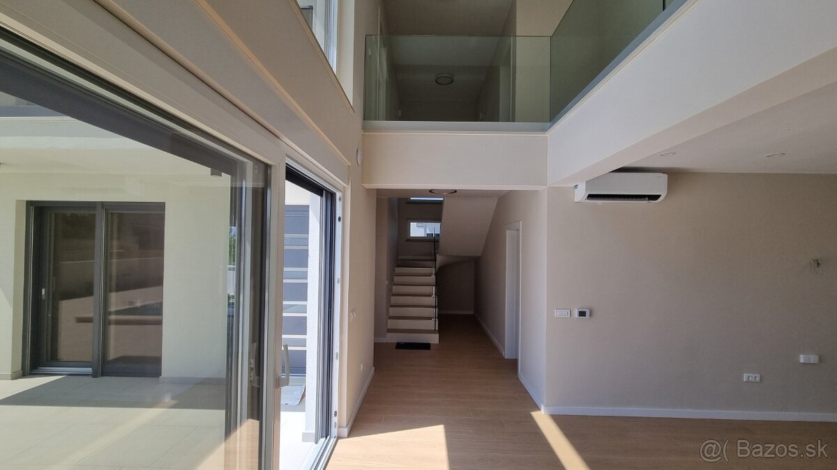 Moderná vila s bazénom a krásnym pozemkom, Zaton /Chorvátsko - 8