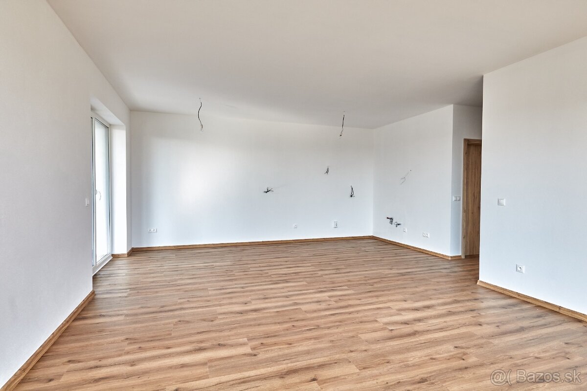 Predaj novostavby rodinného domu v obci Častá. - 8