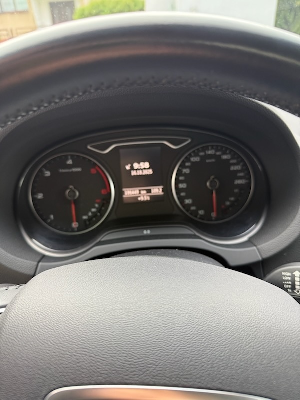 PREDÁM AUDI A3 SPORTBACK - 8