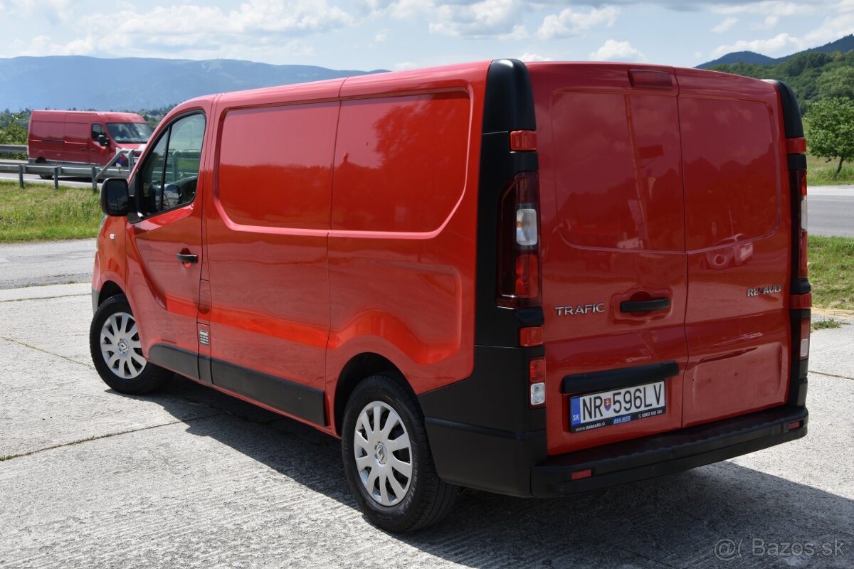 Renault Trafic - 8