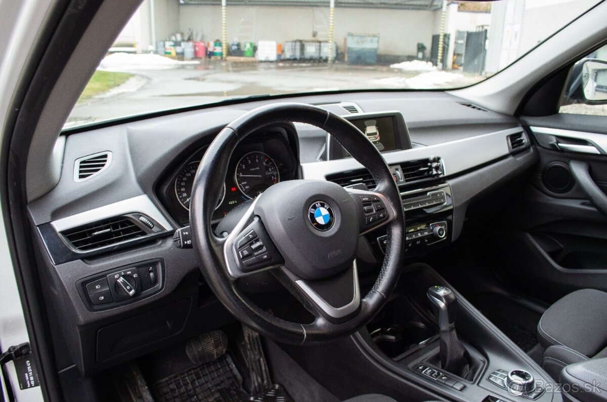 BMW X1 sDrive 18i Advantage A/T - 8