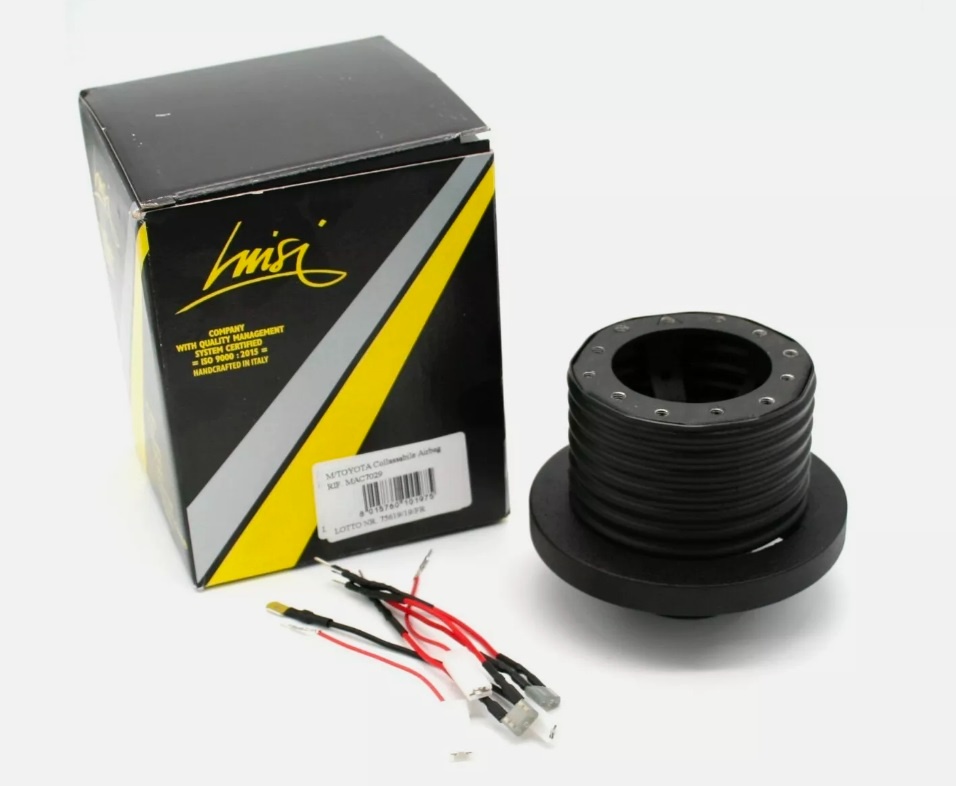 Momo drevený volant 350mm plus náboj - 8