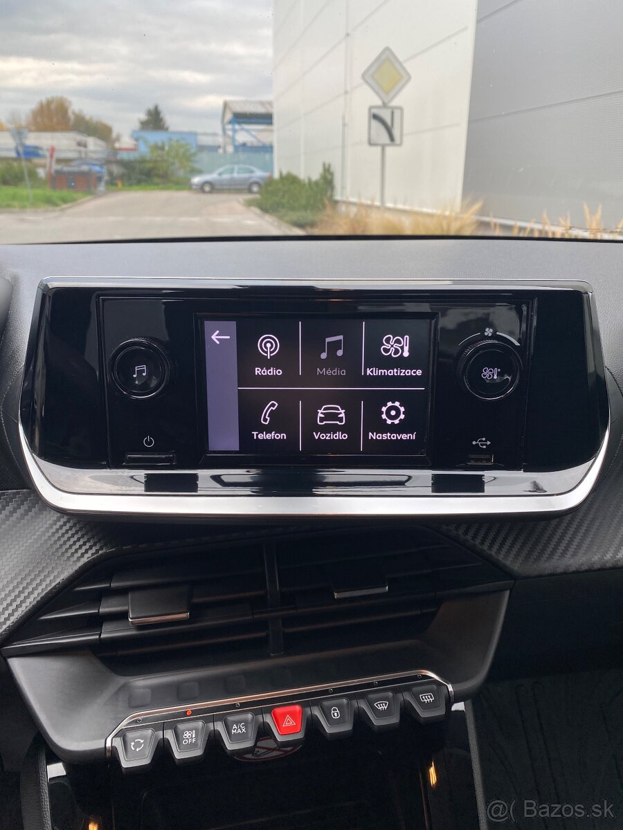 2020 Peugeot 208 1.2 PureTech Active odpočet DPH - 8