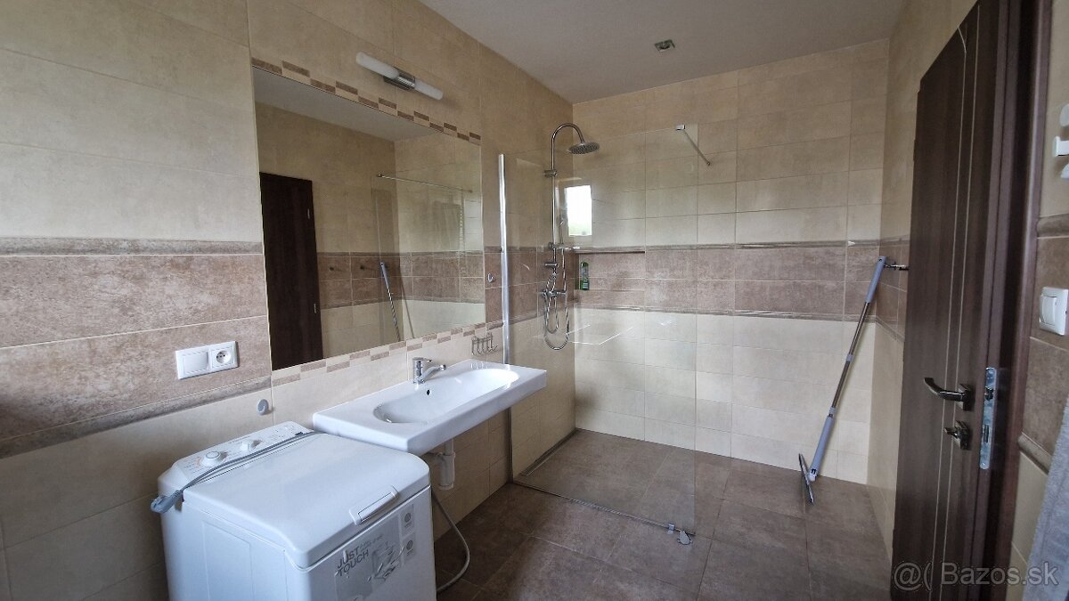 Krátkodobý prenájom 3x apartmán Vranov nad Topľou - 8