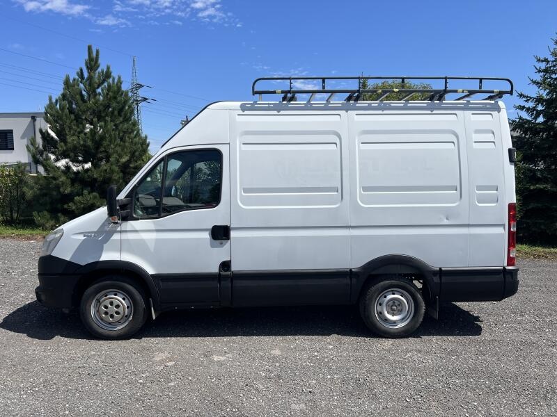 Prodám Iveco Daily 2.3HPT. 93 kw. Servis.historie - 8