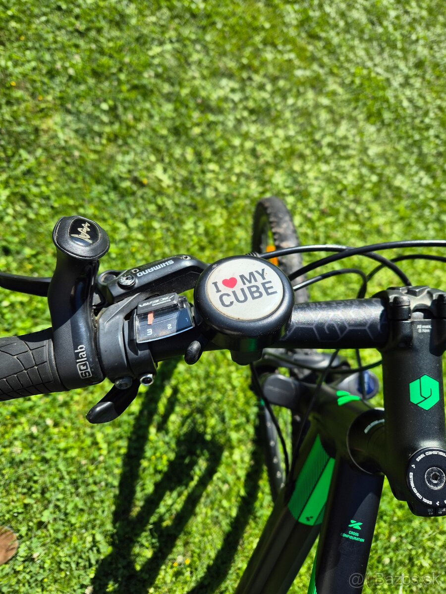 Trekovy bicykel cube - 8