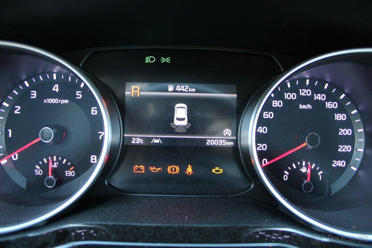 KIA XCEED 1.5 T-GDi 160 k - 8