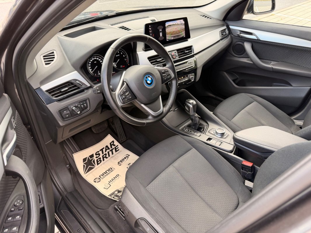 BMW X1 xDrive 25e Business Advantage A/T - 8