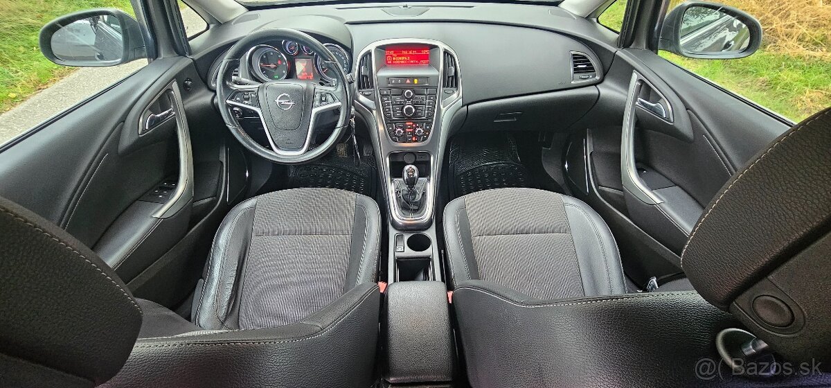 Opel Astra Sports Tourer .Rv 2011. 1.7 CDTI Diesel 81Kw110Ps - 8