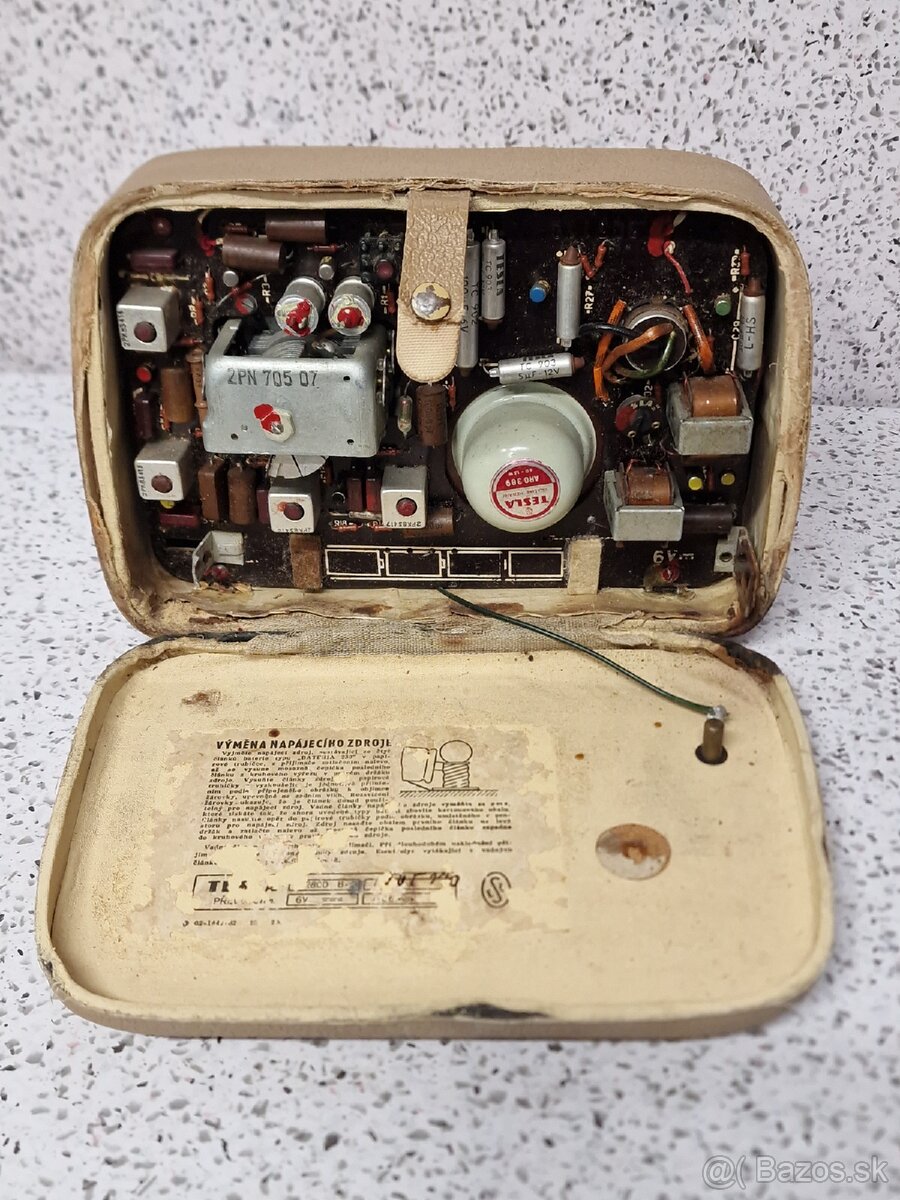 Tesla T 2800 B-2 / Radio Mír ☆ starožitné kabelkové radio - 8