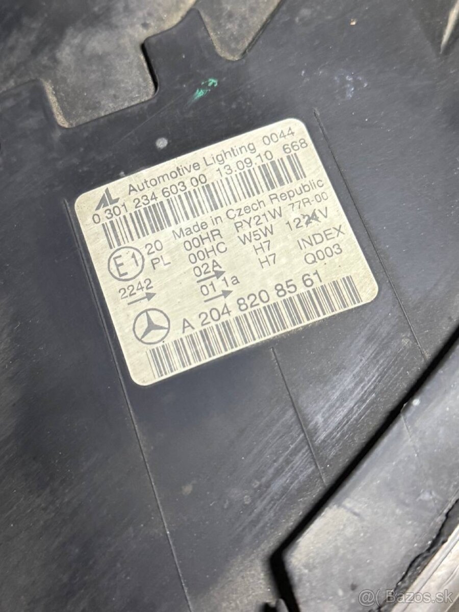 Predné svetla Mercedes-Benz C-class w204 - 8
