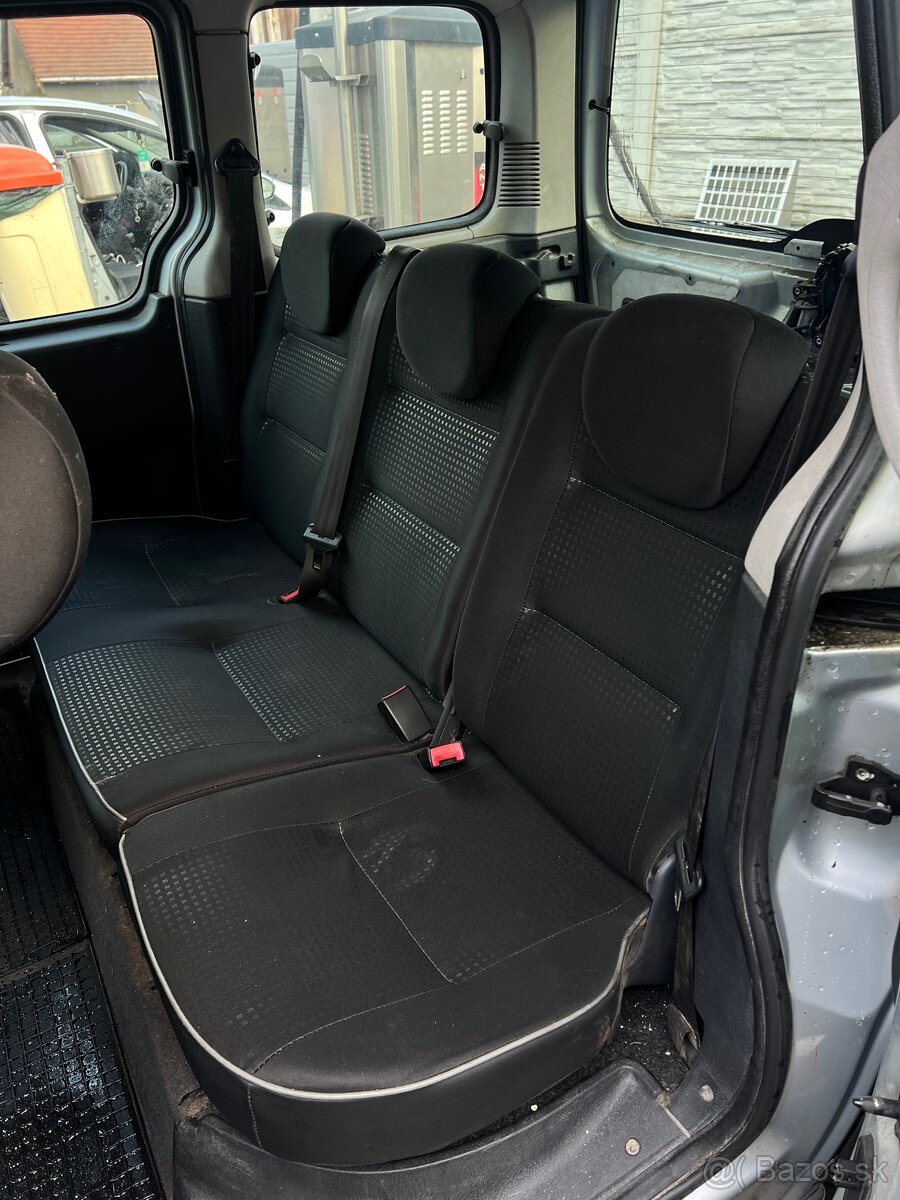 Peugeot Partner 2.0HDI - 8