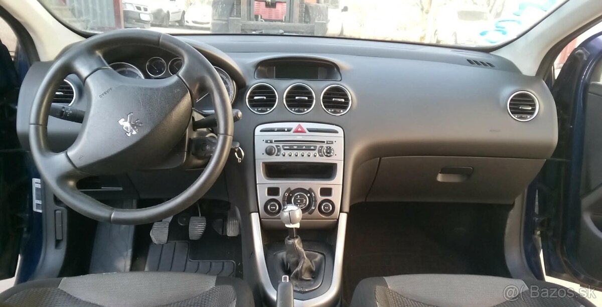 Peugeot 308 1,6HDi 80kw kód:9HZ - 8