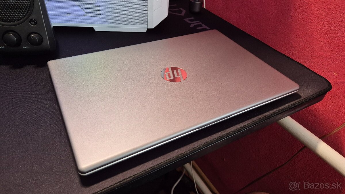 HP 250 G10 - 8