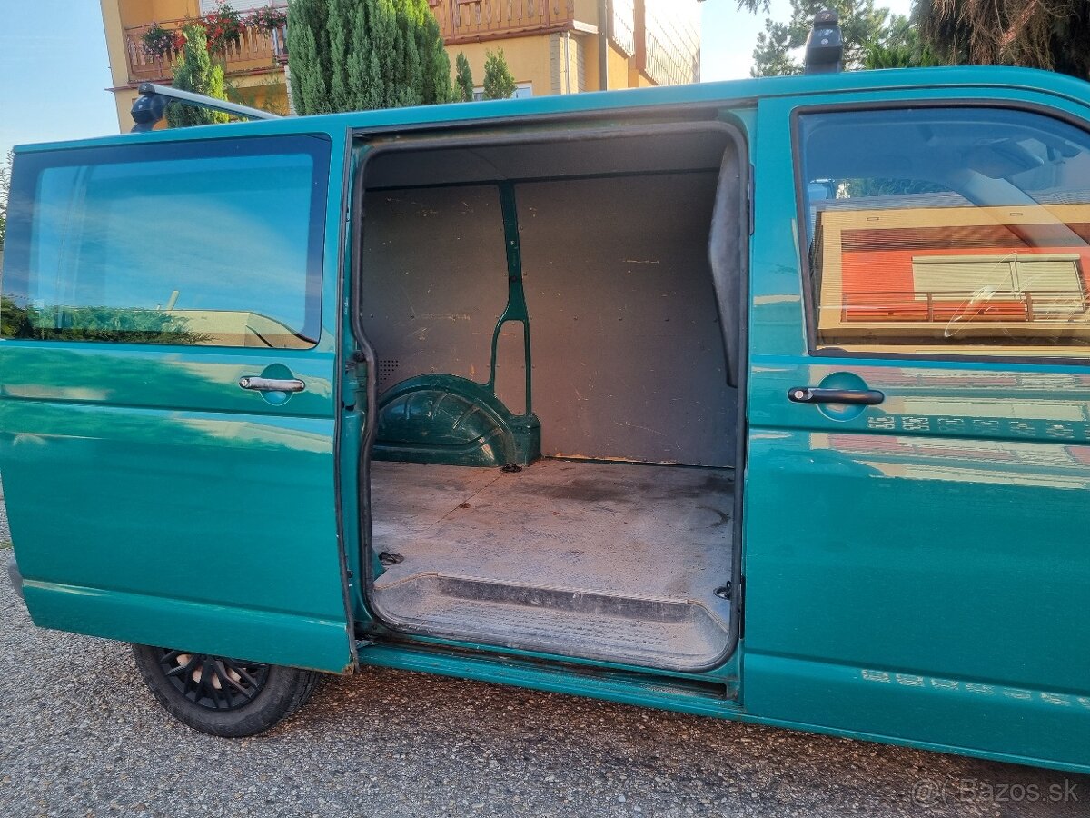 VW TRANSPORTER T5 1.9 TDi ROK-2007 - 8