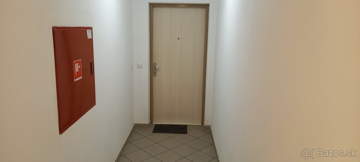 Veľký 1,5 izbový byt v novostavbe - 8