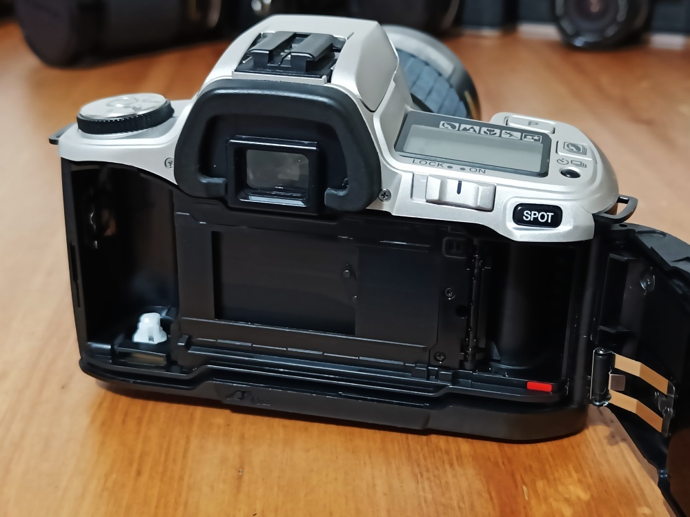 MINOLTA Dynax 500si (Tamron-F AF 70-210mm) - 1994 - 8