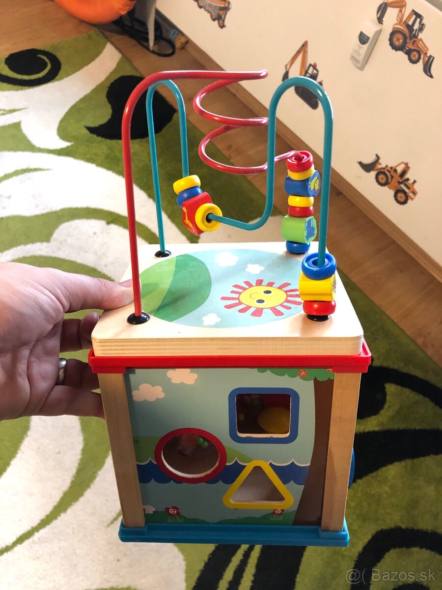 Hračky + choditko - 8