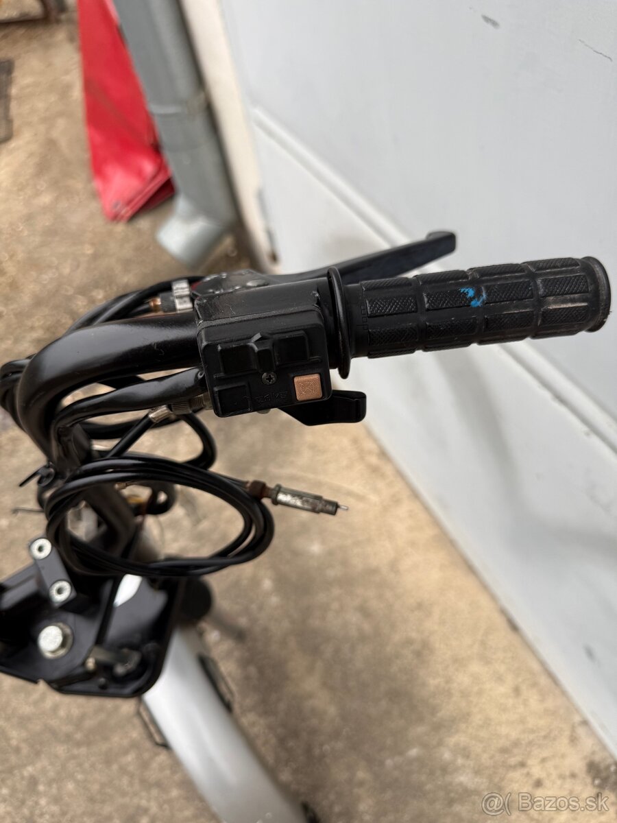 Manet korado predná vidlica - 8