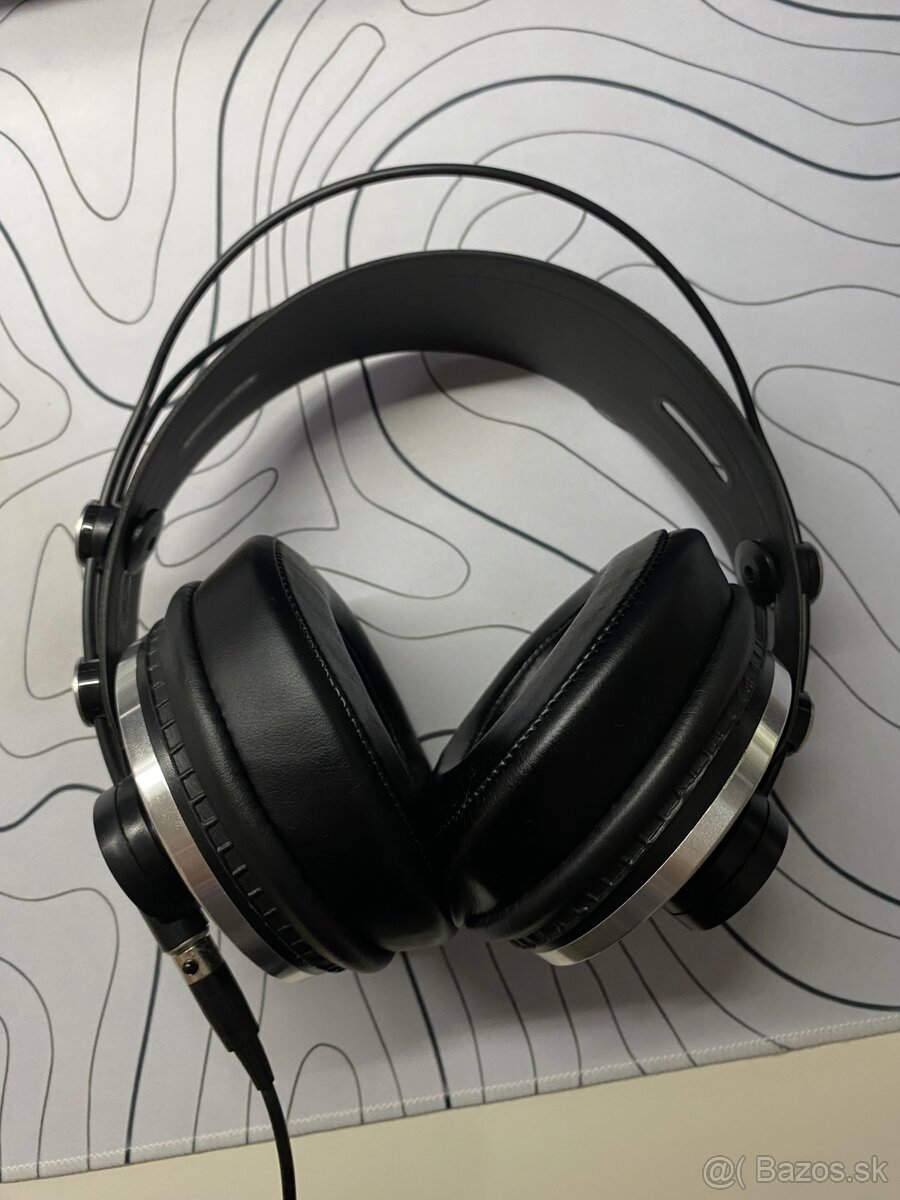 Štúdiový mikrofón + zvukovka atď. - 8