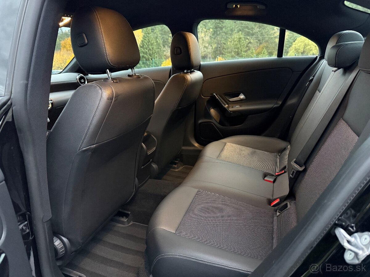 2021 Mercedes CLA 180 benzín - 8