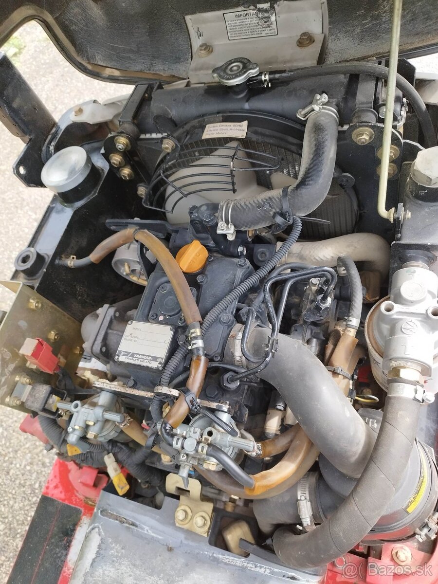 Minibager Takeuchi 900kg. Rozsirovaci - 8