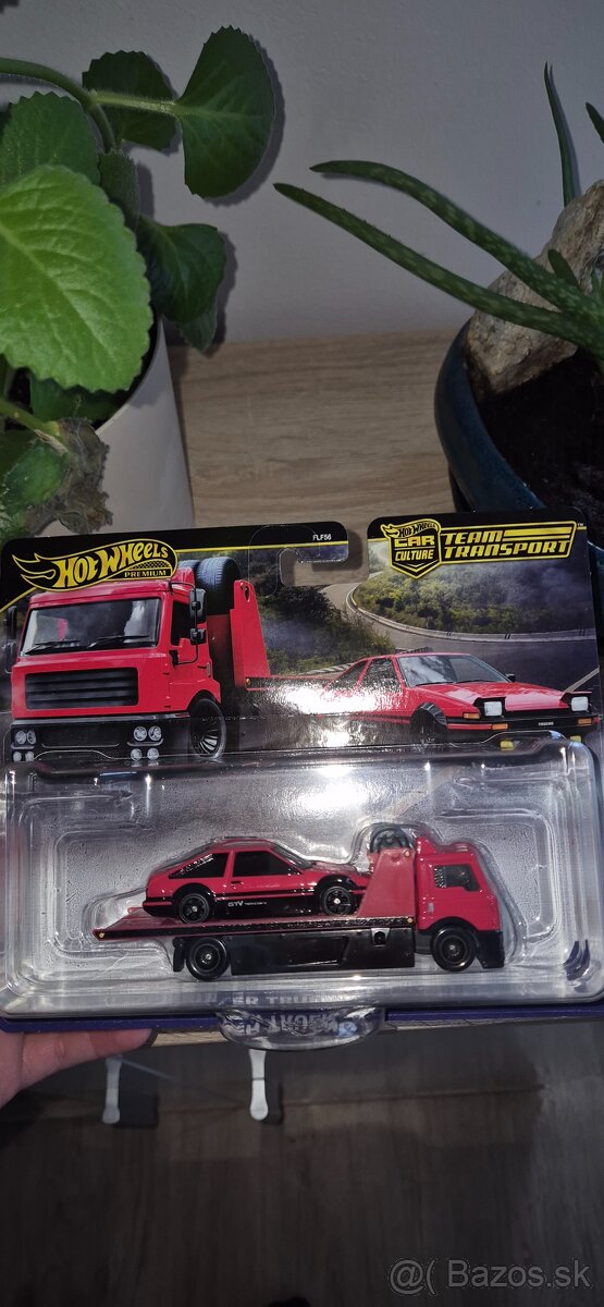 Hot wheels team transport, Ferrari, Toyota, Lykan Supersp - 8