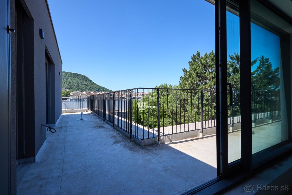 Na predaj 5-izbový Penthouse /245 m2/ v projekte EULENNEST R - 8