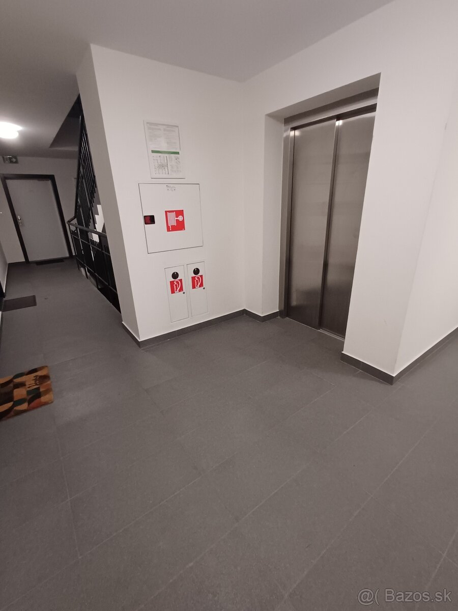 Predam 2 izb. apartmán,Žilinská, BA – Staré mesto - 8