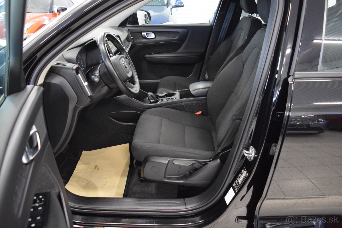 Volvo XC40 T2 MOMENTUM AUTOMAT-DPH 2022 - 8