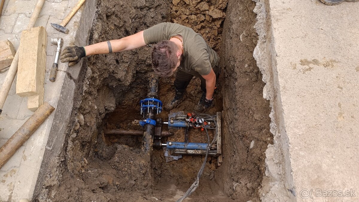 Pretláčanie pod cestou Degom - 8