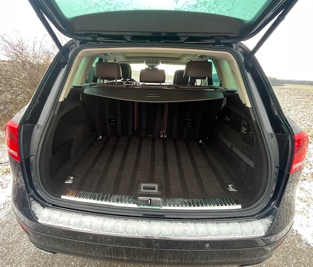 Predám Volkswagen Touareg 4,2 V8 - 8