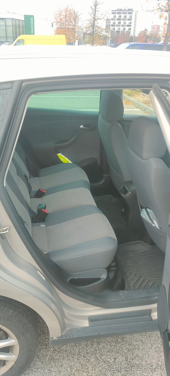 Seat Altea XL 1.6 TDI CAYC 90kw mt5 - 8