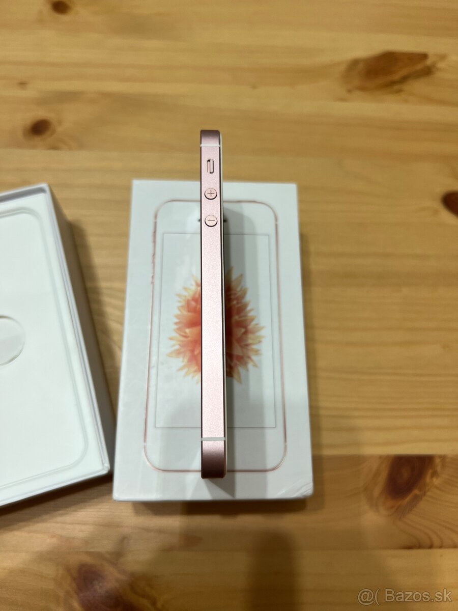 Apple iPhone SE 2016 32GB Rose Gold - 8