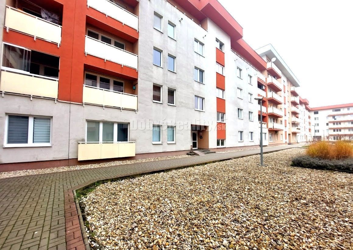 PRENÁJOM: ÚTULNÝ 2 IZBOVÝ BYT BEZ BALKÓNA, NOVOSTAVBA, CENTR - 8