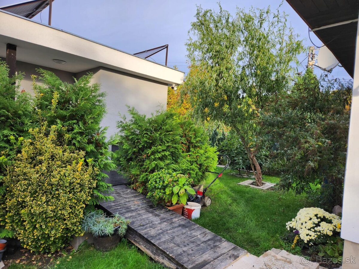 Predám 2 chatky - 8