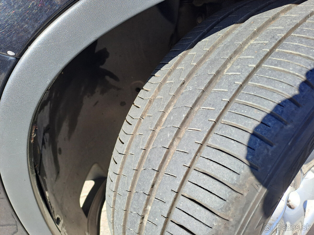 VOLKSWAGN TIGUAN 2.0 TDI - 8