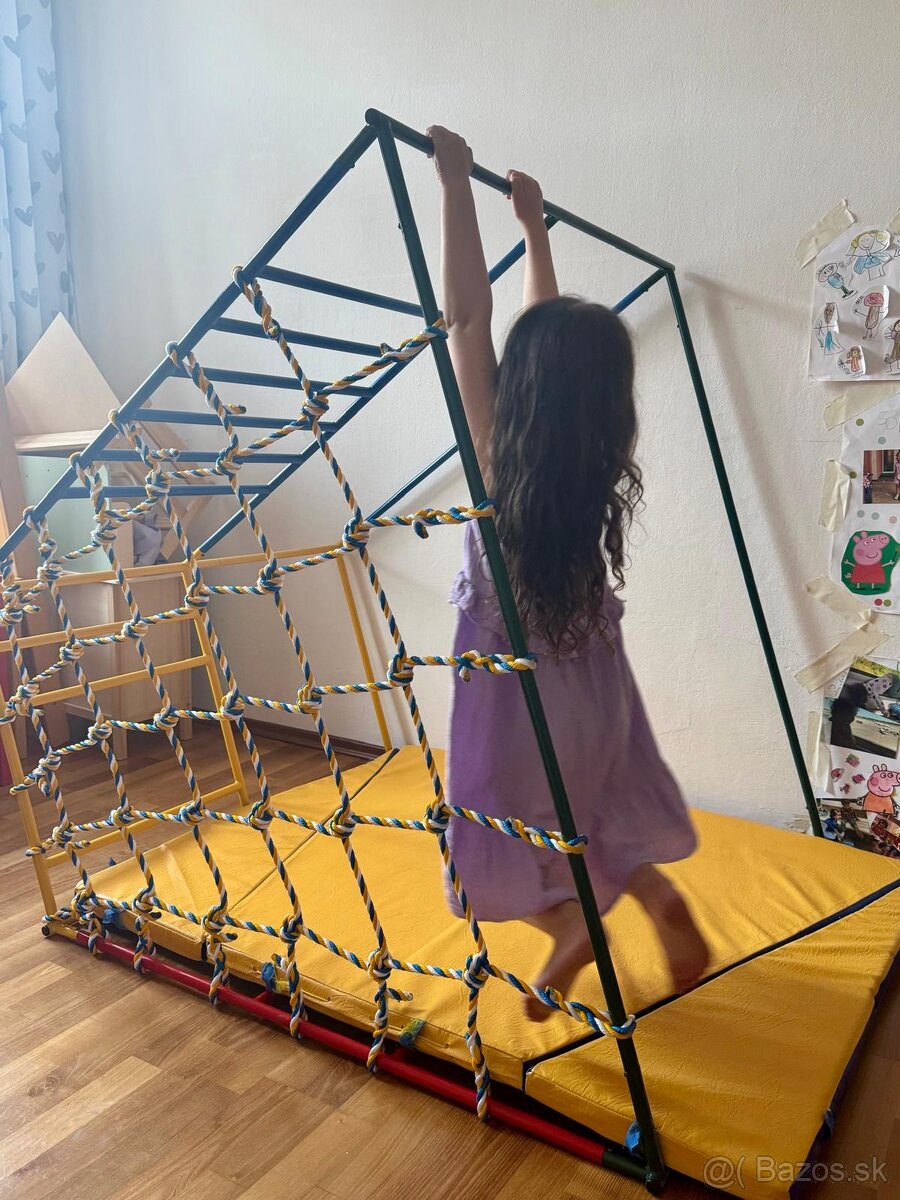 Kovová lezecká konštrukcia - 8