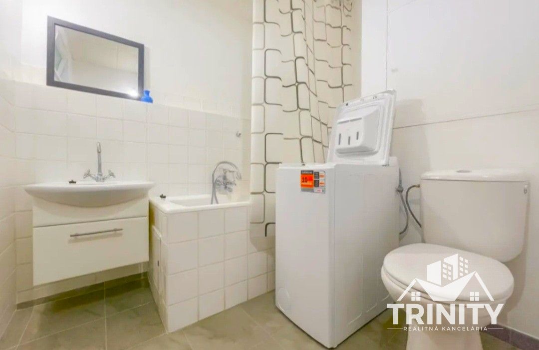 Na prenájom kompletne zariadený 1-izbový byt s balkónom v me - 8