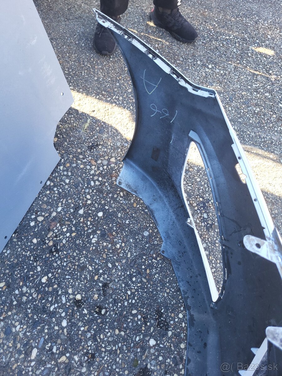 Hyundai i40 predny naraznik 2015 - 8