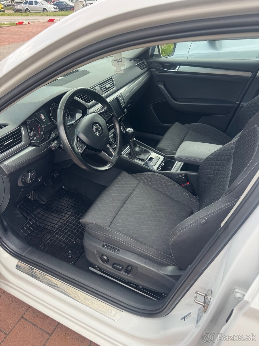 Predám Škoda Superb combi manuál 4x4 - 8