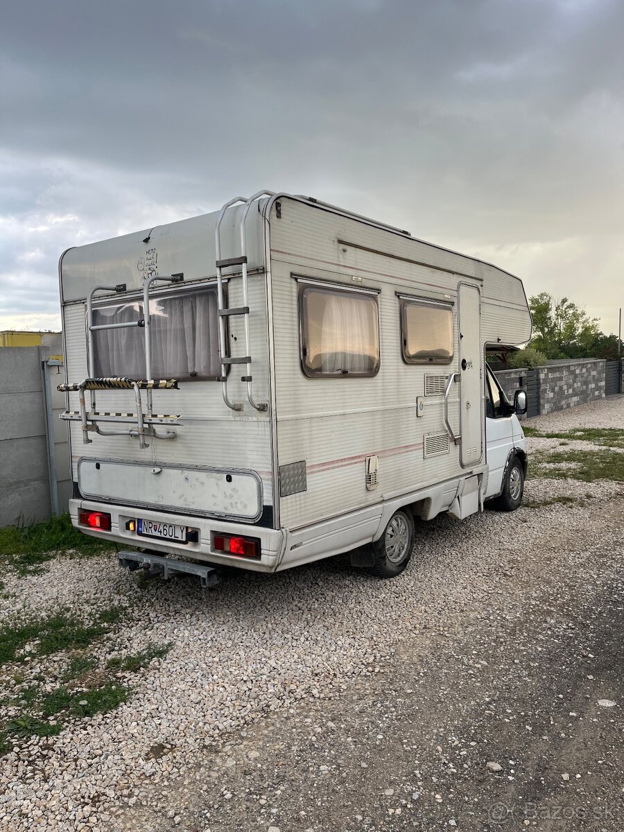 Predám autokaravan Ford - 8
