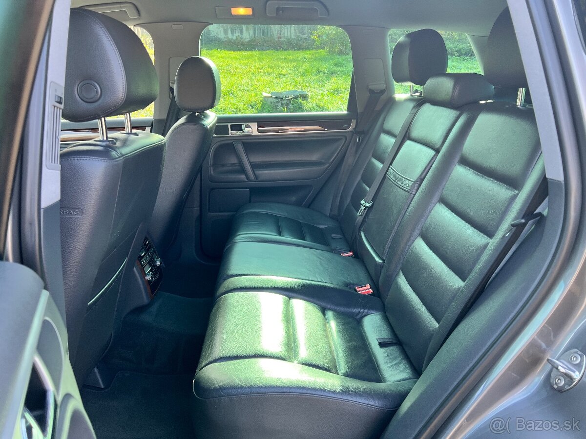 Volkswagen Touareg 3.0TDI V6 - 8