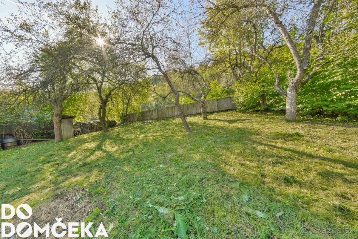 DO DOMČEKA | REZERVOVANÉ Stavebný pozemok s inžinierskymi si - 8