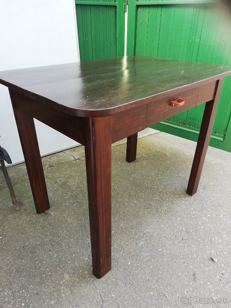 Stoly skriňky - 8