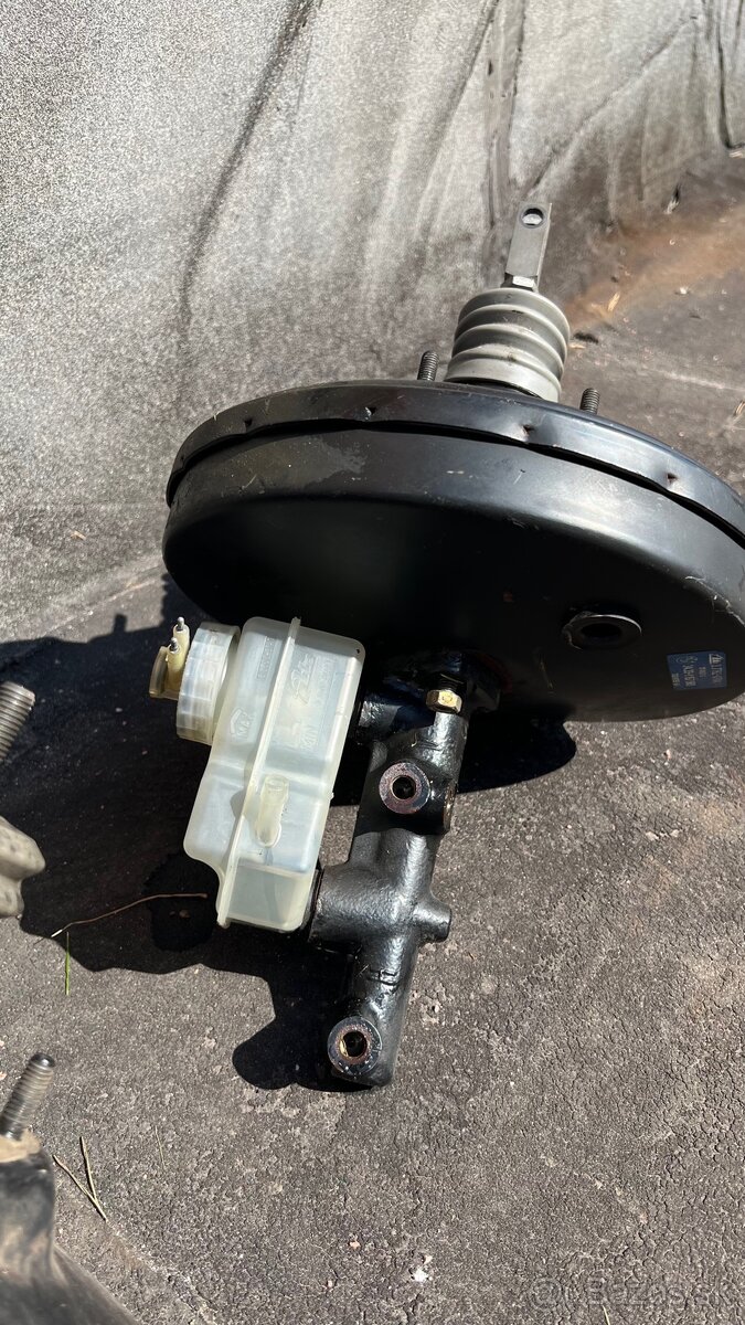 Posilovače brzd - 8