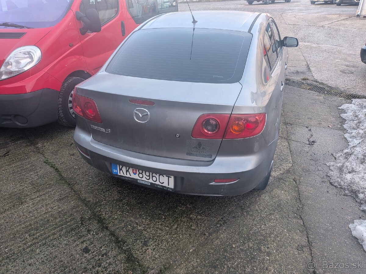Predám mazdu 3 1.6 77kw benzín 2004 - 8