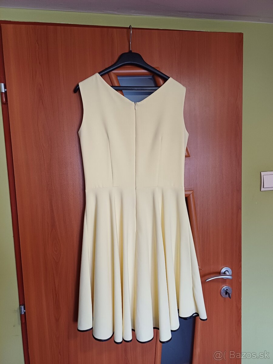 Rôzne elegantné šaty - 8